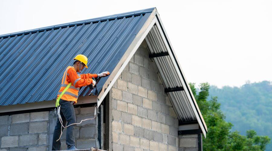 Expert Emergency Roof Repairs services in Huntsville, TN